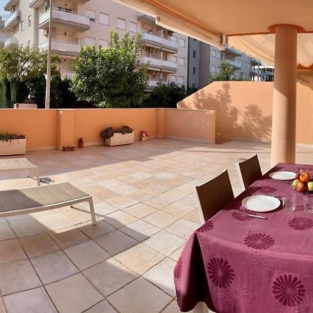 Apartamento Nuevo Con Gran Terraza Y Wifi En Canet كانيت ذي بيرينغير المظهر الخارجي الصورة