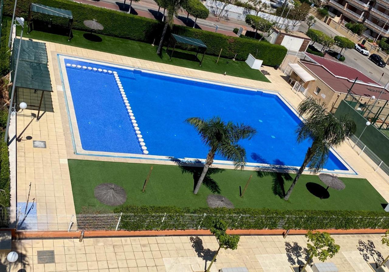 Apartamento Nuevo Con Gran Terraza Y Wifi En Canet كانيت ذي بيرينغير المظهر الخارجي الصورة