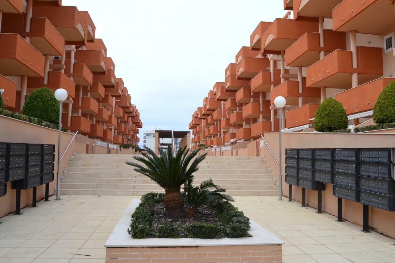 Apartamento Nuevo Con Gran Terraza Y Wifi En Canet كانيت ذي بيرينغير المظهر الخارجي الصورة