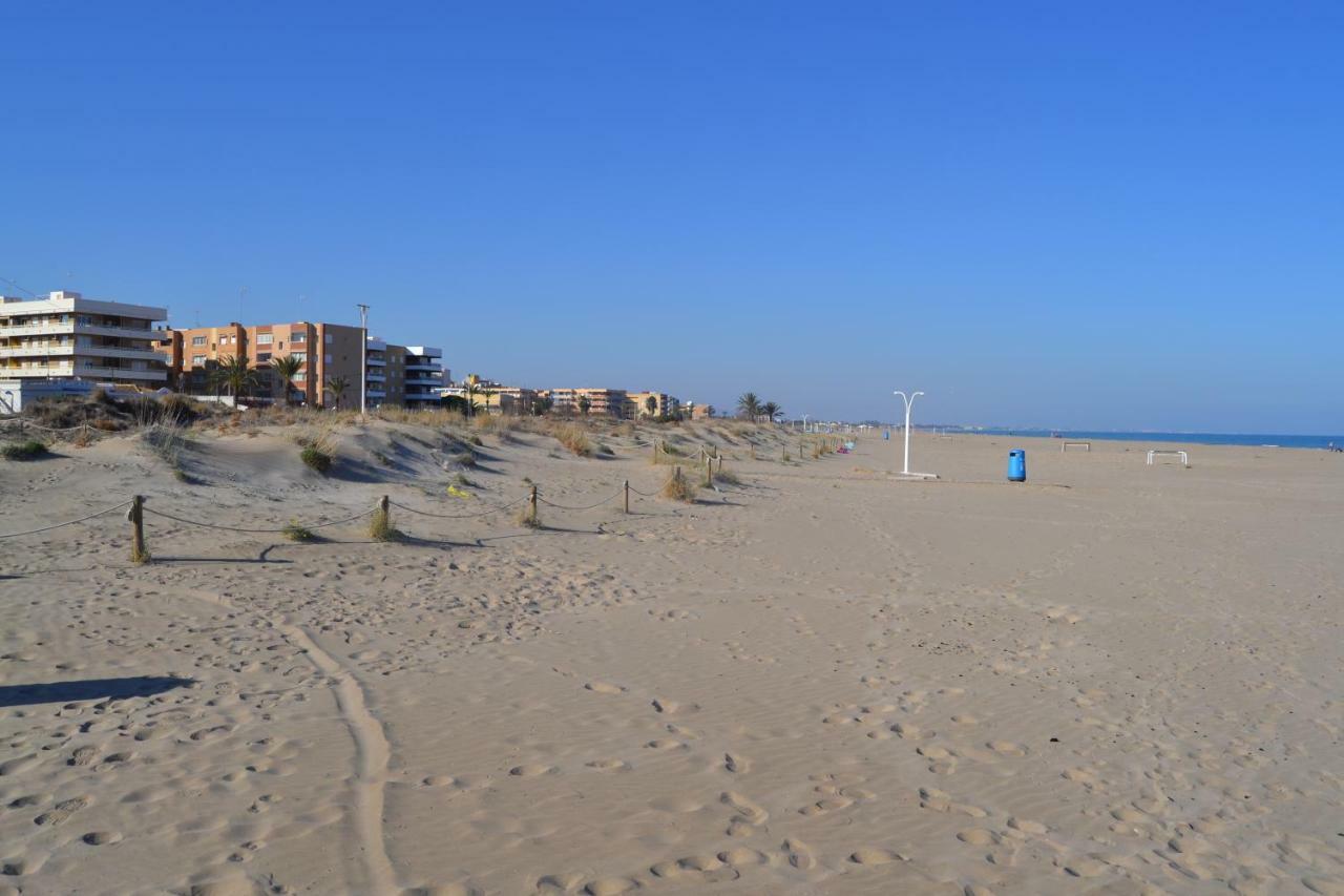 Apartamento Nuevo Con Gran Terraza Y Wifi En Canet كانيت ذي بيرينغير المظهر الخارجي الصورة