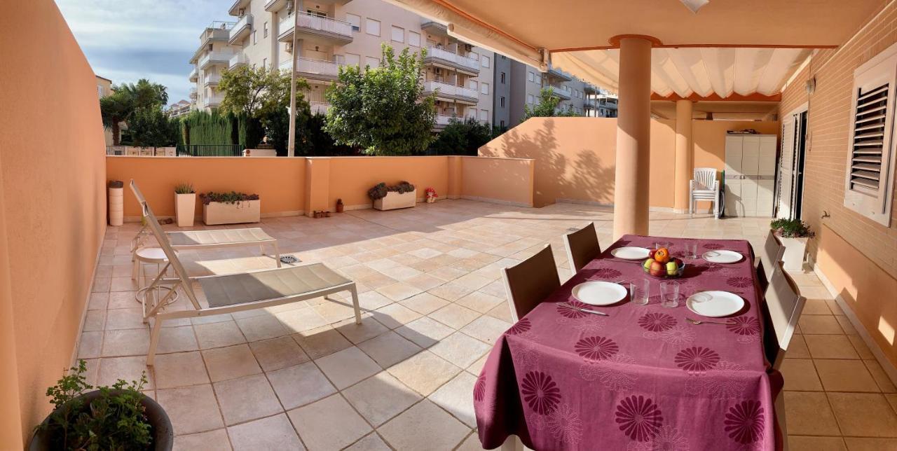 Apartamento Nuevo Con Gran Terraza Y Wifi En Canet كانيت ذي بيرينغير المظهر الخارجي الصورة