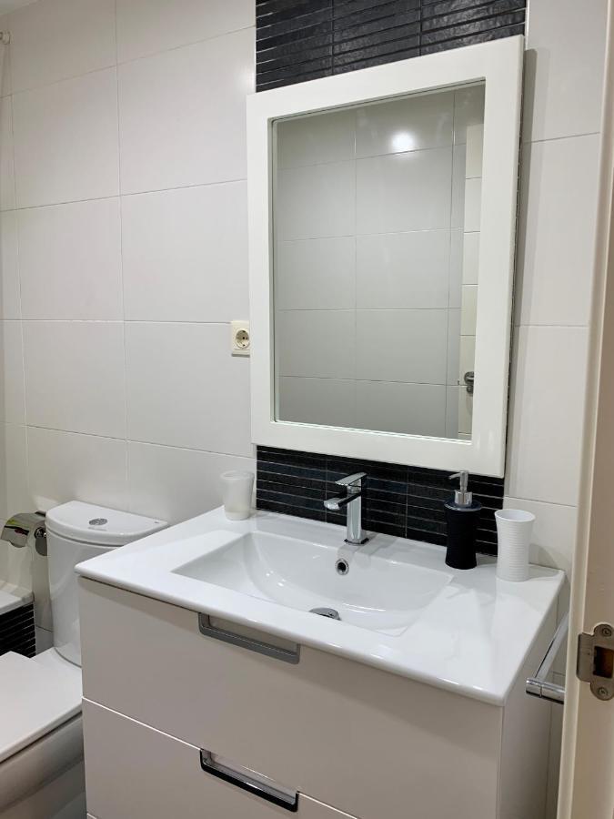 Apartamento Nuevo Con Gran Terraza Y Wifi En Canet كانيت ذي بيرينغير المظهر الخارجي الصورة